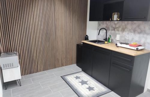 Einigen Apartment | Jasmins Airbnb