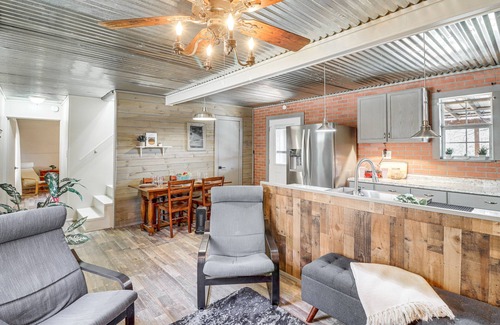 Jasper Cabin | Jasper Cabin w/Fire Pit, Grill & Mountain Views!