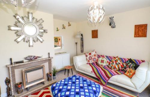 Hope-Cove House | Jasper's Corner