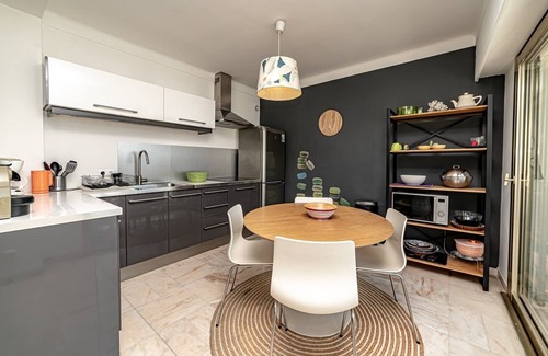 Lazaret Apartment | JdV Holidays Apartment Silene - top floor with terrace and great views over port