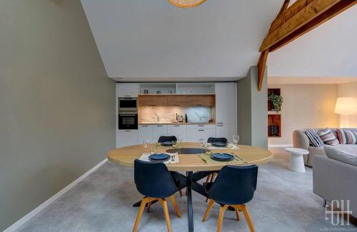 Amboise Apartment | Jeanne - Château d'Amboise