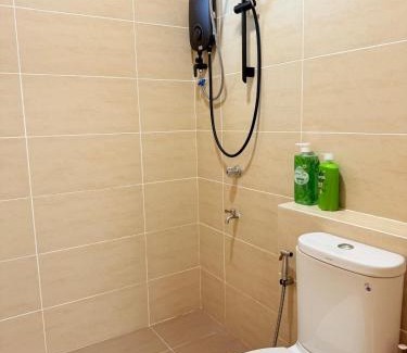 Kuching Apartment | Jeff & Ricky Homestay143-Kenny Hiil Residence