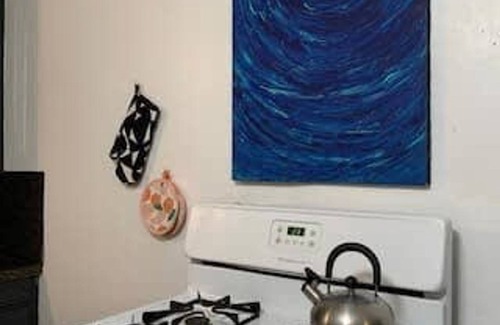 Freetown - Port Rico Apartment | Jefferson Home Room 4