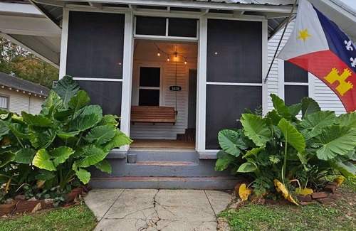 Freetown - Port Rico Apartment | Jefferson Home Room 4
