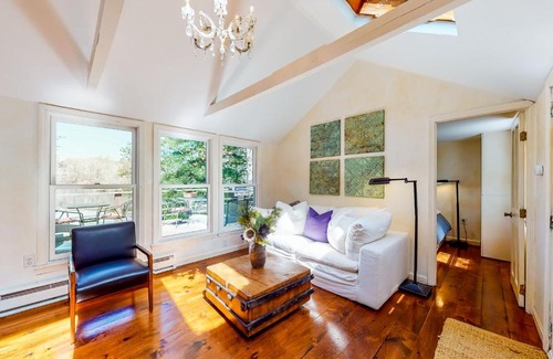 East Falmouth House | Jenkins Ponderosa