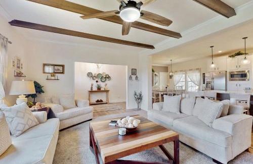 Newland House | Jennings Roost
