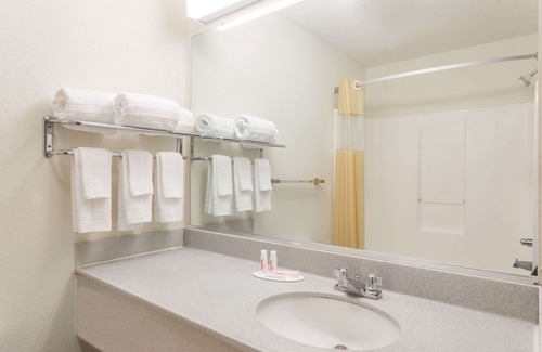 Jesup Hotel | Jesup Inn & Suites