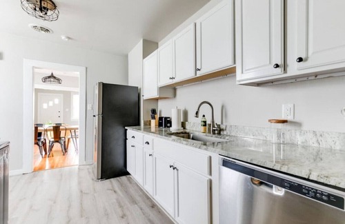 Mosby House | Jeter, 3328 Jeter Avenue