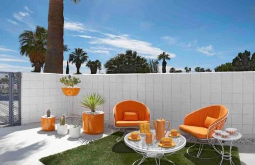 Palm Springs House | Jeweled Oasis Saltwaterpool Dog Friendly!