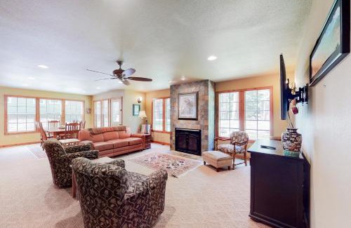 Joseph House | JG Farm Lake Retreat