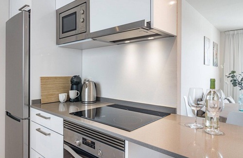 Nueva Andalucia Apartment | JG- Top modern apartment in Nueva Andalucia