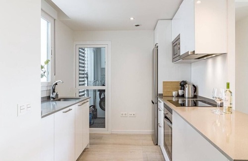 Nueva Andalucia Apartment | JG- Top modern apartment in Nueva Andalucia