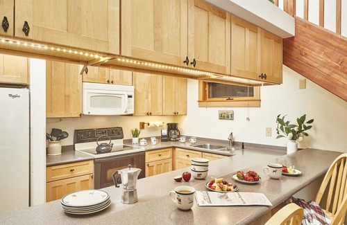 Teton Village Condo | JHRL - Rendezvous D4, Great location for families