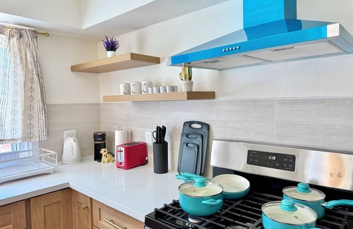 Upland House | Jie choice- 3b2b Highland Calm Brand NEW House
