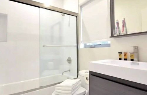 San Gabriel Condo | Jie’s choice — Sweet 2B3B condo with extra attic