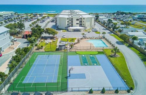 Emerald Isle House | Jimmy's Beach Condo