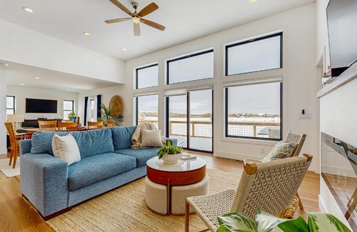 New Lisbon House | Jimmys Beach House