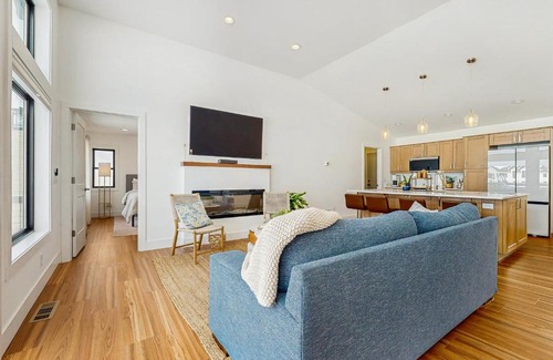New Lisbon House | Jimmys Beach House