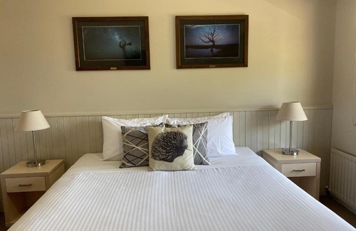 Jindabyne Hotel | Jindy Inn