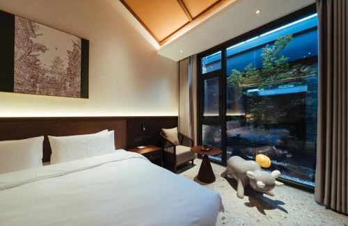 Dongcheng Hotel | Jingmao Alley Hotel - Beijing Wangfujing Dongsi Subway Station Branch
