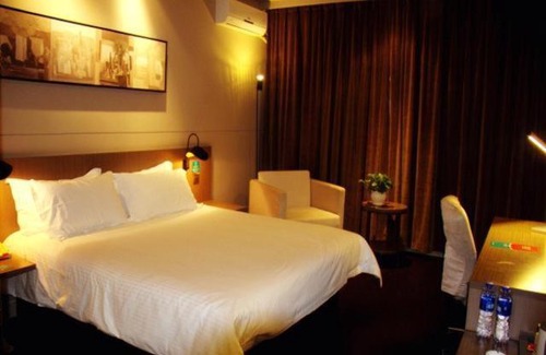Jinshui District Hotel | Jinjiang Inn Select Zhenzhou Dongfeng Road Technology Market