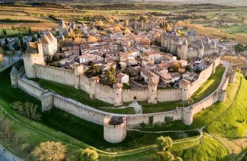 Rieux-Minervois House | Jiovanni