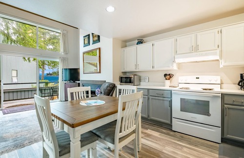 Birch Bay Condo | JL 202: Lovely water view, sleeps 4