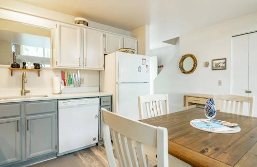 Birch Bay Condo | JL 202: Lovely water view, sleeps 4