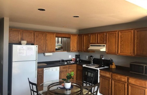 Birch Bay Condo | JL 802: 2 Bedroom Condo, walking distance to restaurants!