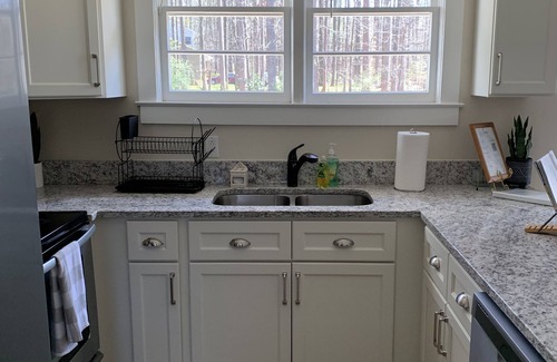 Chapel Hill House | Jo Mac Cottage- Quiet Home near UNC Chapel Hill