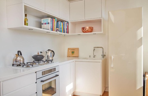 Mitte Apartment | Joachim 8 Maisonette Apartment by Suite030