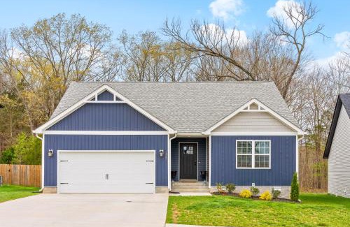 Clarksville House | John's Place (1365 Isaiah Drive)