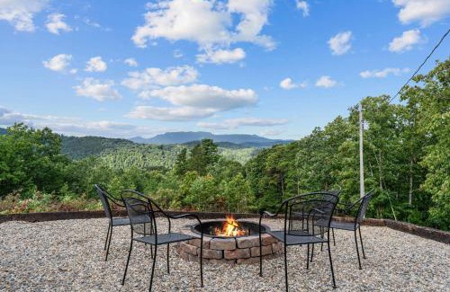 Del Rio House | John Wayne View