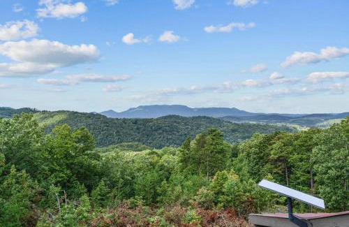 Del Rio House | John Wayne View