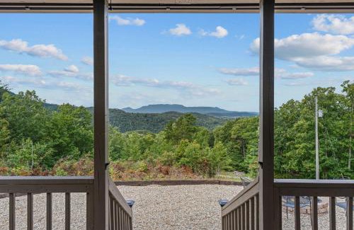 Del Rio House | John Wayne View