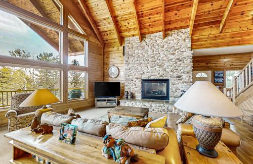 Sweetwater House | Joining Families at Bear Lake