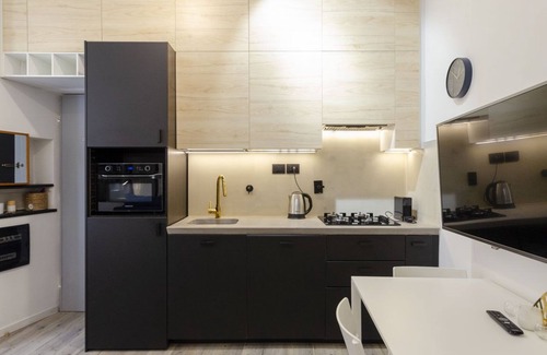 Castelletto Apartment | JOIVY Hidden Gem in Centro Città