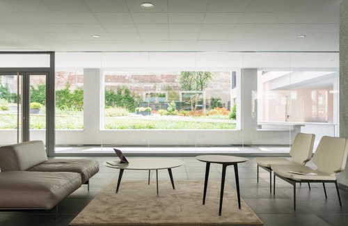Centro Direzionale Apartment | JOIVY Sunny 1-bed flat with balcony