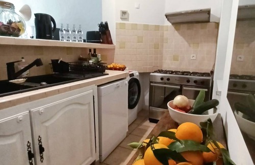 Prunete Apartment | Joli Appartement à 7 min à Pied de la Plage