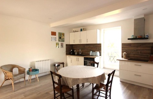 Forcalquier Apartment | Joli appartement avec balcon au coeur de Forcalquier