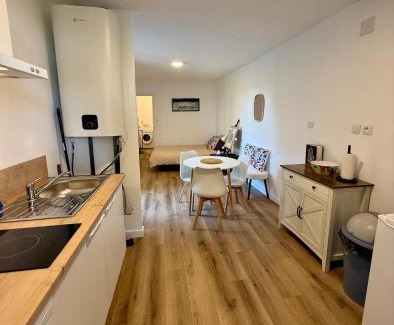 La Celle-sous-Gouzon Apartment | Joli Cocon au Cœur de la Petite Cité de Caractère