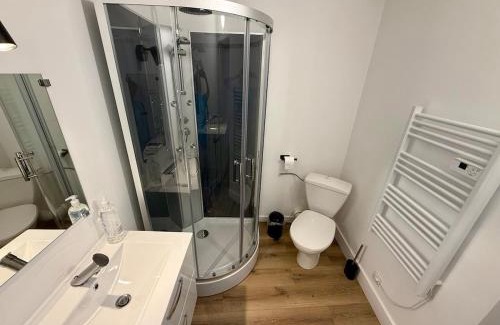 La Celle-sous-Gouzon Apartment | Joli Cocon au Cœur de la Petite Cité de Caractère
