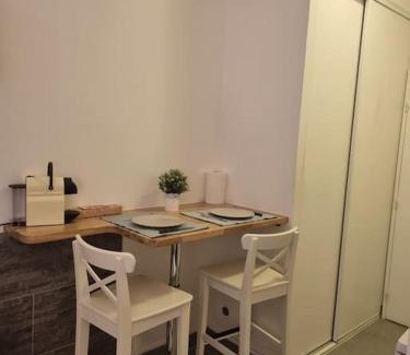 Chaville Apartment | Joli Studio