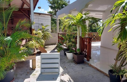Pointe-Noire Villa | Jolie Maison Créole Vue Mer