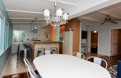 Rocky Mount House | JOMO - Relax and Enjoy Family Lakeside