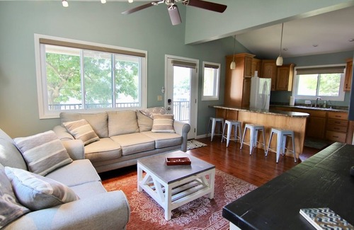 Rocky Mount House | JOMO Tri Terrace - Units 2 & 3