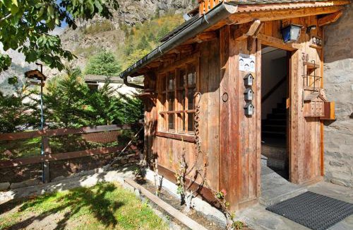 Courmayeur Apartment | Jorasses La Maison de Courma