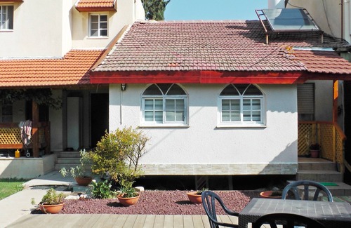 Menahemia Apartment | Jordan Valley vacation apartment, Home away from home