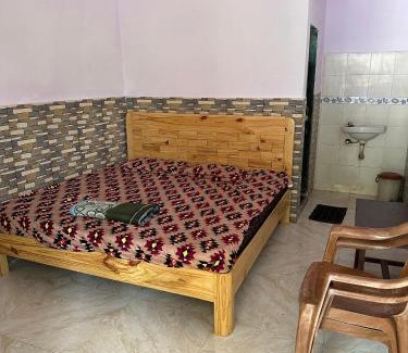 Gorai Hotel | Josh Garden