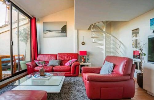 Caux House | Joshroom